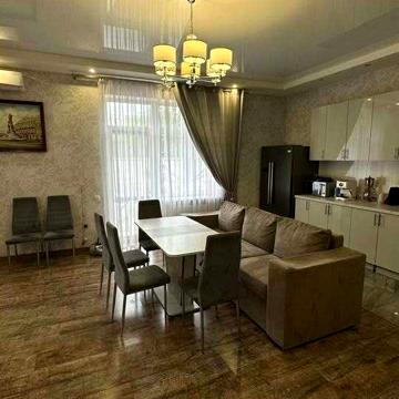 Китобійна вул., 47