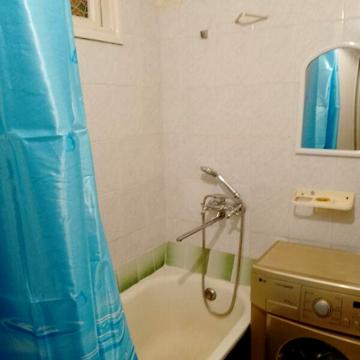 Довгострокова оренда 2к Квартира Крилова провулок