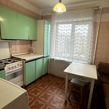 Левка Лукяненка вул. (Маршала Тимошенка), 6