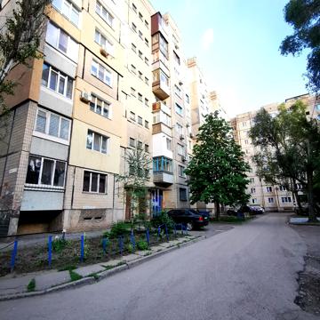 Донецька вул., 3