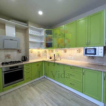 Миру вул., 50