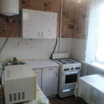 Автозаводська вул., 25-Б
