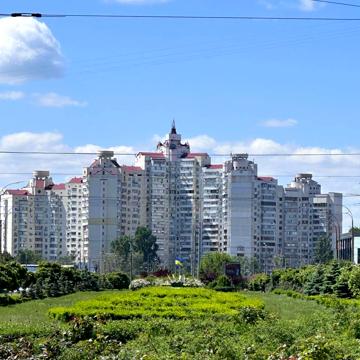 Левка Лукяненка вул. (Маршала Тимошенка), 13-А
