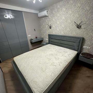 Кирилівська вул. (Фрунзе), 117