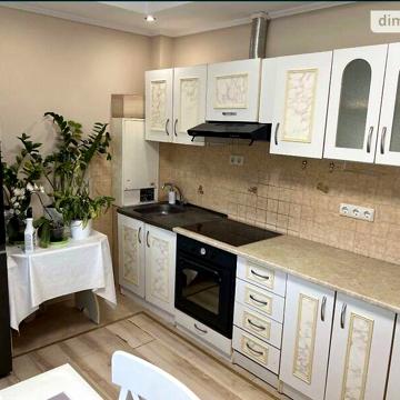Продаж 2к Квартира Ігоря Сікорського (Можайського) вулиця