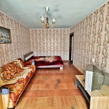 200-річчя Кривого Рогу просп., 8