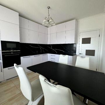Продам 2к кв вул. Драгоманова 40з, 78.5м2