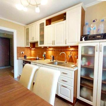 Продам 3к 71м Березняки Дніпровська набер 13 Цегляний Видовий Будинок