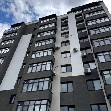 ПРОДАЖ ВІД ВЛАСНИКА.
3-к квартира в центрі Івано-Франківська — 94,9 м²
