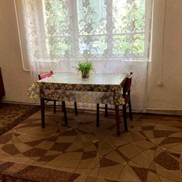 1-к. квартирa, вул. Зерова, Франківський p-н