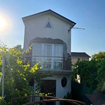 Продам дом с баней и  пирсом в с.Разумовка