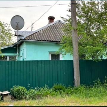 Продам будинок з ділянкою в м.Остер
