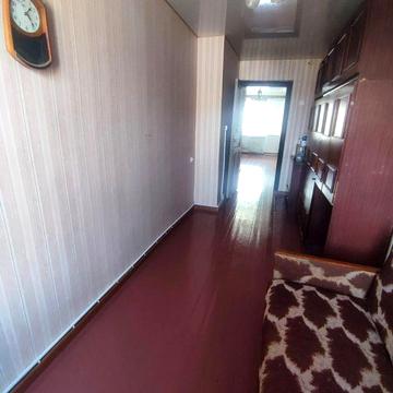 Продаж 2-кімнатної квартири, р-н Критого ринку, Комарова