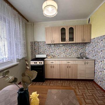 Здається 1 кім. квартира по вул. Хрещатик