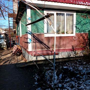 Продам 1/2 деревяного будинку у м. Ківерці