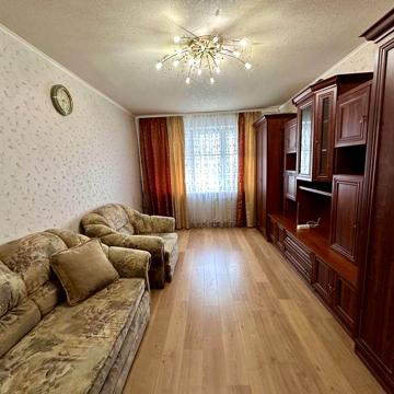Без комісії! Здам 3-кімнатну квартиру біля метро Святошин