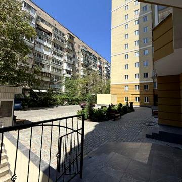 Продам 3 комнатную квартиру в Аркадии ЖК Солнечный