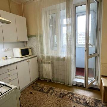 Сдам 1к квартиру с ремонтом и мебелью ст. метро "Героев Днепра