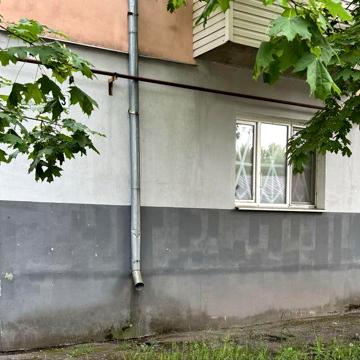 Продам 2-х кімнатну квартиру (1-й поверх)