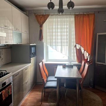 Сдам свою 3-комнатную квартиру в начале Донецкого шоссе (Фрунзенский)