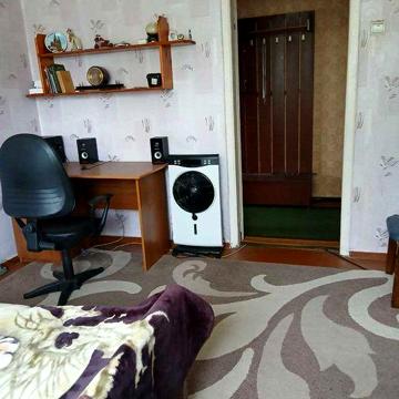Продам квартиру  50 м.кв. Кутузова з меблями