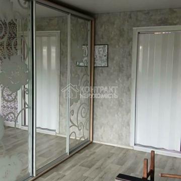 Познанська вул., 7