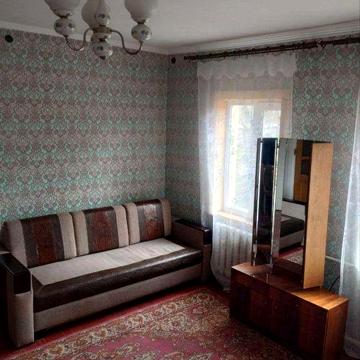 Продається будинок з комунікаціями на 60 сотках ,можлива розстрочка.