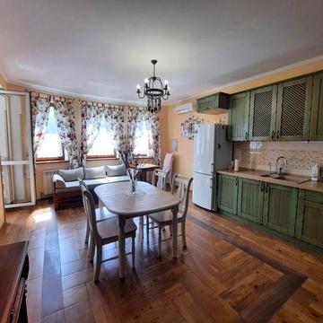 Продаж двокімнатної квартири Кривоноса, стильна,иемонт,меблі