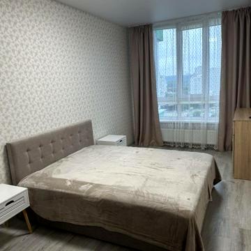 Каховська вул., 60