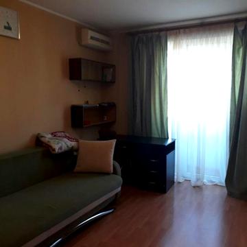 Лесі Українки бульв., 24