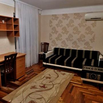 Аренда 1 комн.кв. по ул. Гудыменко 6/9  р-н Воронежского рынка