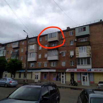 Продам однокімнатну квартиру.