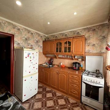 Продаю 2 комн./кв.  Соляные (ост. Школьная)