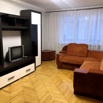 Здається оренда 2 кімнатна квартира Головна