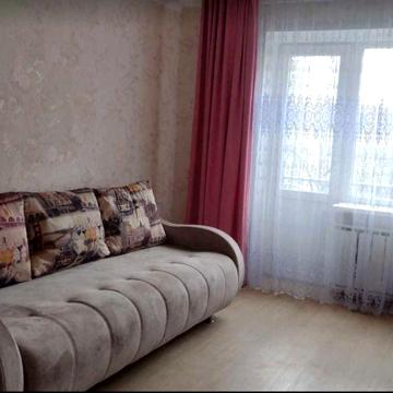 вул. Архипенка, поруч метро , парк Наталка, Оболонська набережна