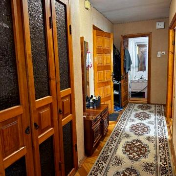 Продаж 2к Квартира Перемоги вулиця