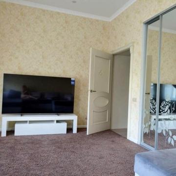 Продам двохкімнатну квартиру