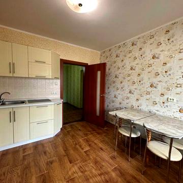 Кургузова 1А, простора 2к квартира , Вишгород !