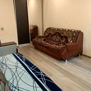 Євгена Танцюри вул., 44