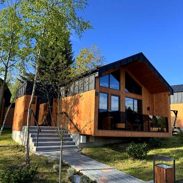 Котедж,будинок в фенікс медікал Східниця