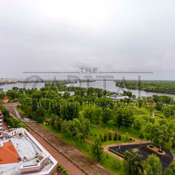 Володимира Івасюка просп. (Героїв Сталінграду), 6-Б