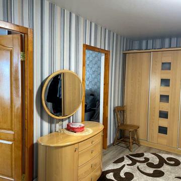 Продам 3х комнатную квартиру, Авангард