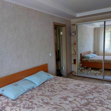 Продам 3-х комнатную квартиру с индивидуальным отоплением!