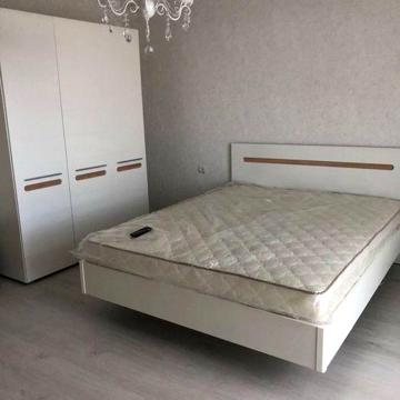 Довгострокова оренда просторої квартири по вул. Одеська