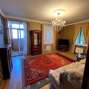 СДАМ 3-комнатную квартиру , Базарная