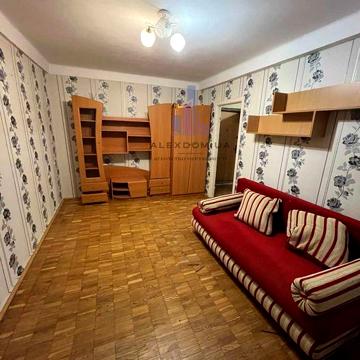 Здається 1к вул. В. Іваниса (Матеюка) 5, Лісовий. Чернігівська Лісова