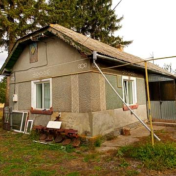 Продам господарство  +1,5 Га