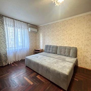 Оренда 1к , (40м2) вул. Героїв Дніпра 34б  метро до 5хв