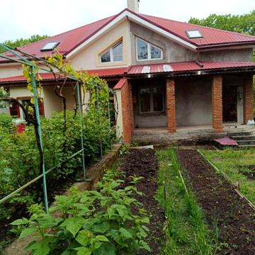 Продам від власника