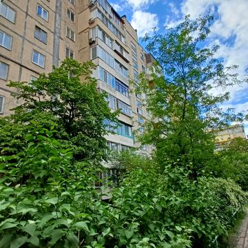 Амвросія Бучми бульв., 5/1